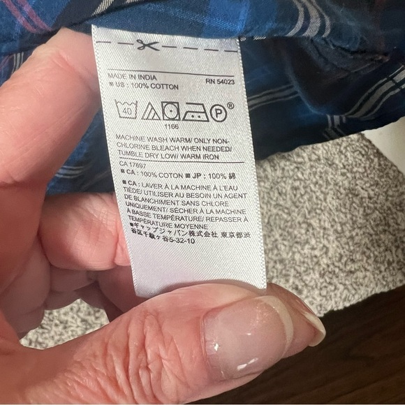 Banana Republic Plaid Shirt - Size Large - Picture 4 of 5